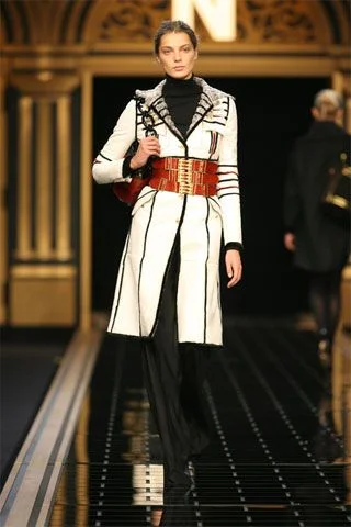 Look 27